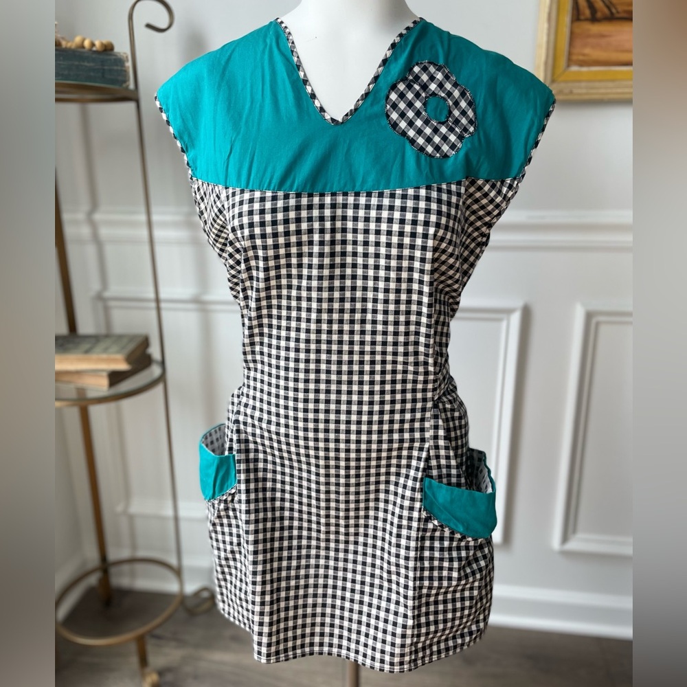 Retro Black & White Gingham Girl Apron